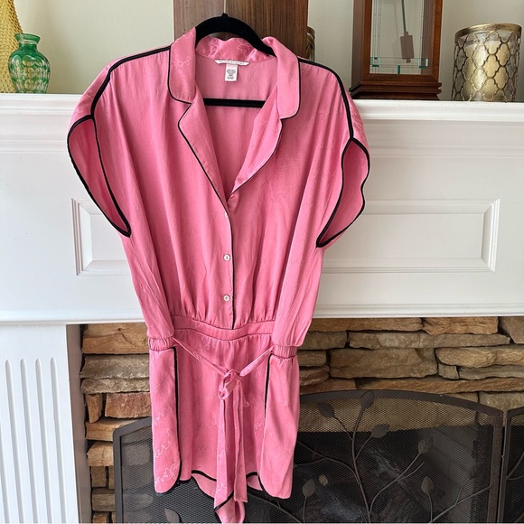 Victoria's Secret Satin Logo Pink Romper XL - Picture 2 of 7